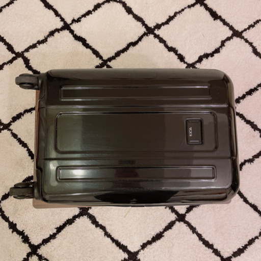 TUMI 鍵付 機内持込可能サイズ キャリーケース 