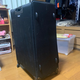 お取引終了　旅行スーツケース　大きめサイズ　黒　鍵付きの画像