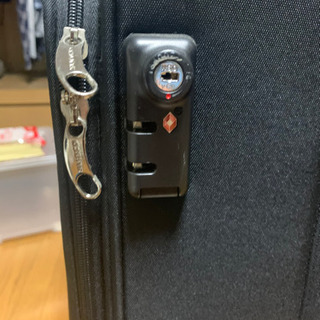 お取引終了　旅行スーツケース　大きめサイズ　黒　鍵付きの画像
