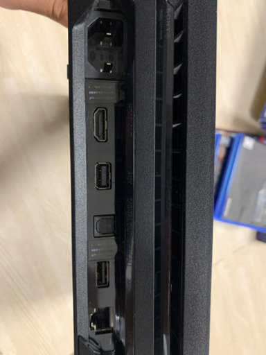 ps4 pro jet Black 1TB