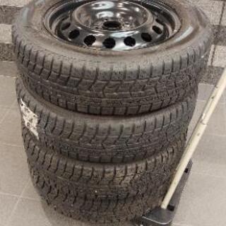 2018年製 175/65r15 スタッドレスタイヤ  4本セッ...