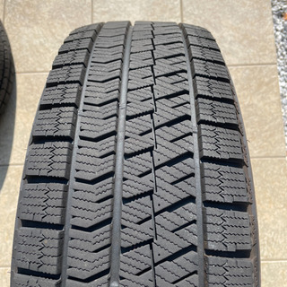 【美品】スタッドレスタイヤ　ブリザック　VRX2 215/65R/16の画像