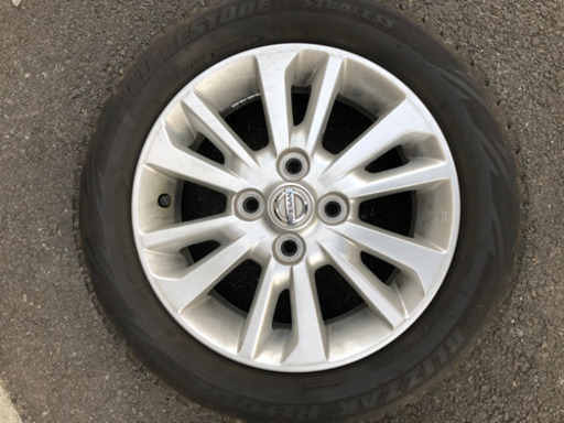【お話中】ブリヂストンスタッドレスタイヤ　日産純正ホイール4本セット