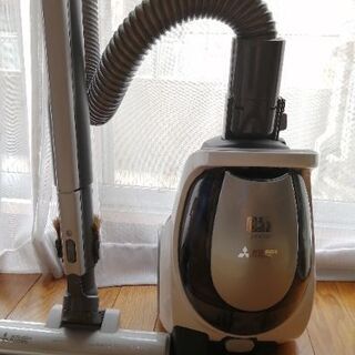 紙パック式掃除機　三菱TC-FX55E3
