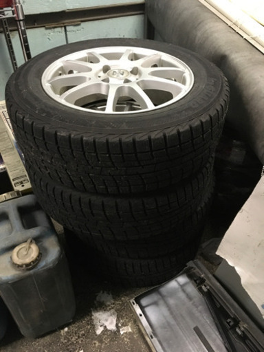 スタッドレスタイヤ　ホイール　中古　185/65R15 フリード