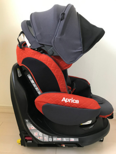 アップリカ  フラディアグロウ　チャイルドシート