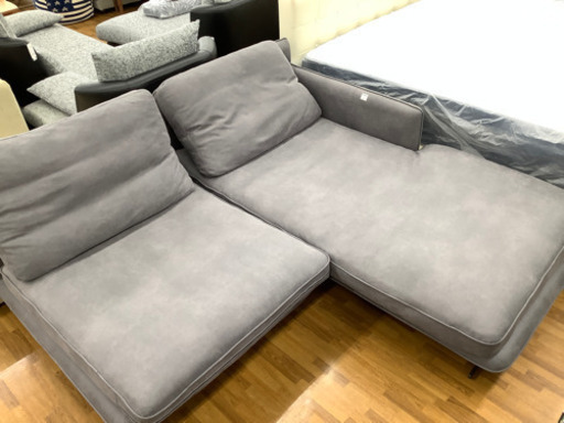 カウチソファー