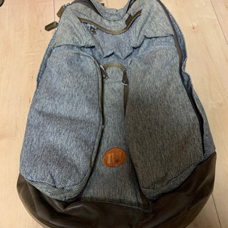 グラビス　GRAVIS リュック　バッグ