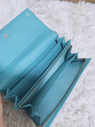 長財布　水色　TOPKPI VACCHETTA 15000円で購入