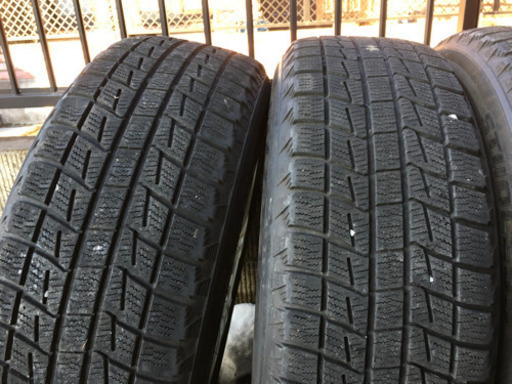 売却済み。215/60R17 山有 215 60 17 PCD 114.3 5穴 オフセット +45 タイヤ アルミ ホイール セット