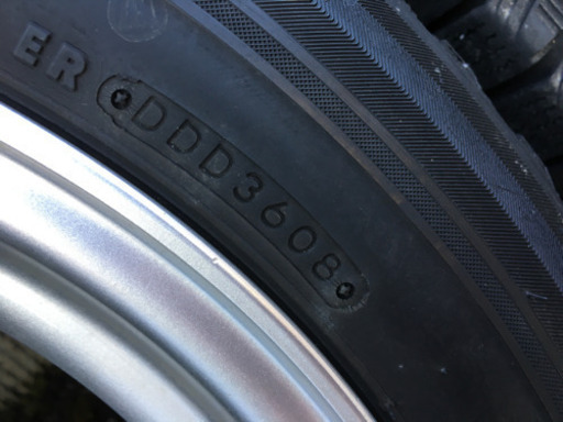売却済み。215/60R17 山有 215 60 17 PCD 114.3 5穴 オフセット +45 タイヤ アルミ ホイール セット
