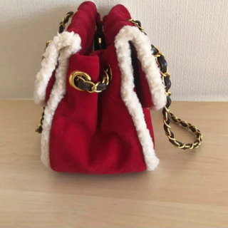 モコモコハンドバッグの画像