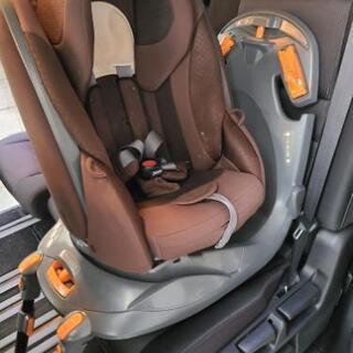 アップリカ　チャイルドシート　回転式　取説付きの画像