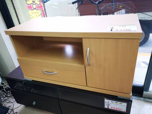 お手頃なのに使い勝手のいいテレビ台出ました
