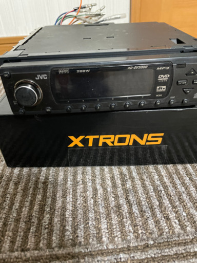 XTRONS10.1インチ　別DVDプレイヤー付き