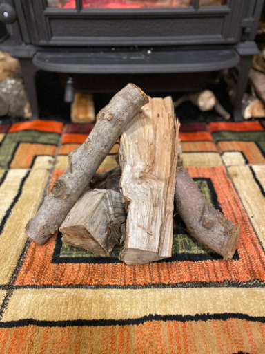 青森県産りんご薪