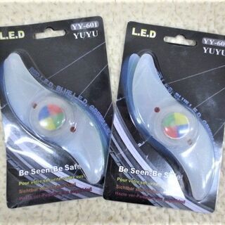 新感覚！新品!  通勤 通学 お買い物に ラストワン!  自転車ホイールライト スポークライト グリーン２個 自転車ホイールライト キラキラ おしゃれ 目立つ！ きれい  輝く 夜の自転車に! 安全 安心 夜間走行 超爽快 超最適の画像