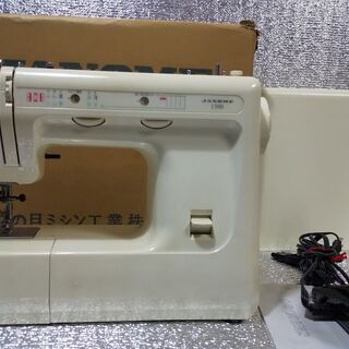 蛇の目ミシン　1300型　かなり古いですが動きます。