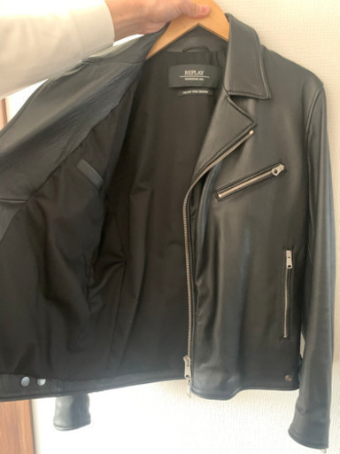 REPLAYの革ジャンで極美品です！値下げしますm(._.)m