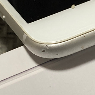 iPhone8 64GB 白　20,000円に値下げしました。★希望者いなければ、1/12appleに下取り出します。の画像