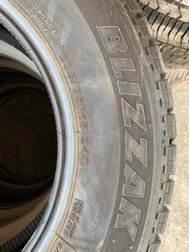 205/65/15 ブリジストン BLIZZAK　スタットレス中古タイヤ4本セット引取限定