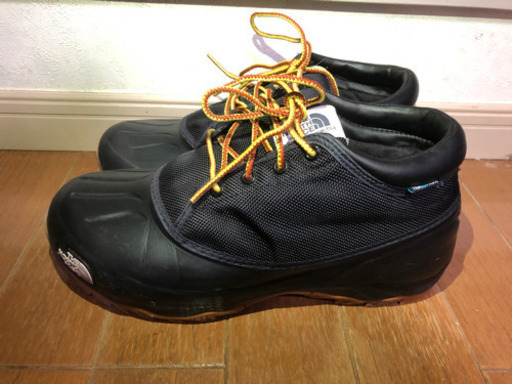 ノースフェイス　冬用シューズ