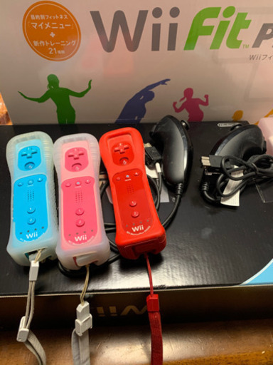 【取り引き中】Wii本体、Wii fit Plus、ソフト15本、コントローラー