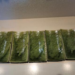 お魚皿
