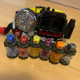 仮面ライダービルド　変身ベルトとフルボトルセットの画像