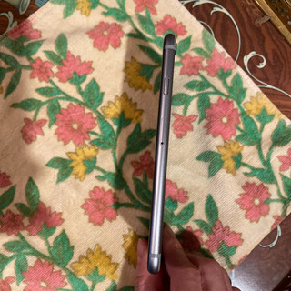  iPhone 6S SIMフリー　シルバー