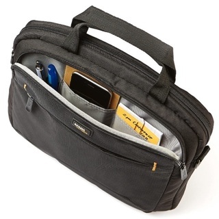 Amazonベーシック  ラップトップ用ケース 11.6インチ用  ノートPC用ケースの画像