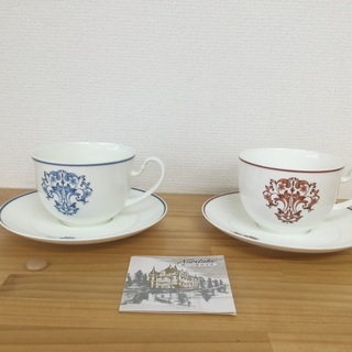 ノリタケ ボーンチャイナ ペアカップ&ソーサー