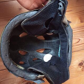 スノボ用メットの画像