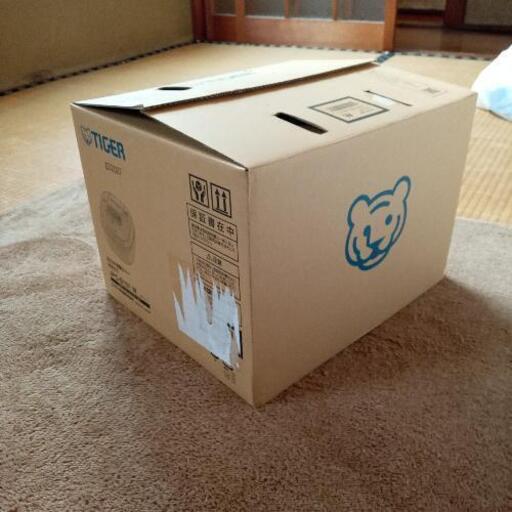 ほぼ新品　tiger 炊飯器　jpc b101 w