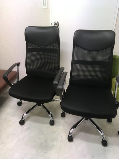 デスクチェア 2脚セット\b(引取に来ていただける方限定)