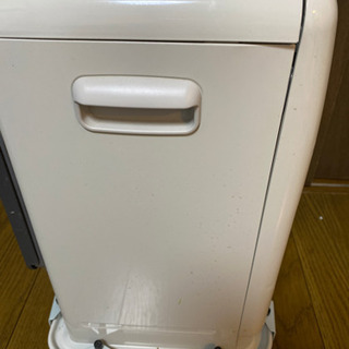 石油ファンヒーターの画像