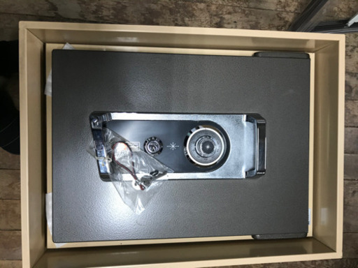 床下収納式金庫ナショナル