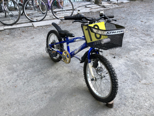 幼児車　18インチ　SPALDING  6,600円（税込）