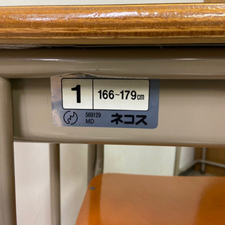 学習机&学習椅子セットの画像