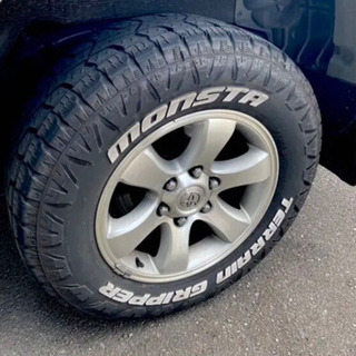 MONSTAのホワイトレター265/65R17