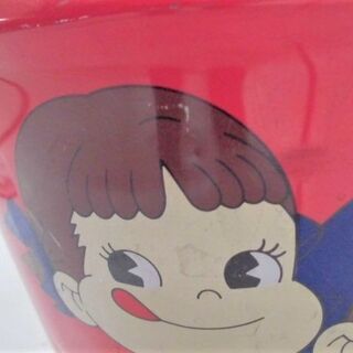 収納雑貨 ペコちゃん ブリキ缶 直径35x高45cm 不二家ペコちゃん 昭和レトロ レッド 苫小牧西店の画像