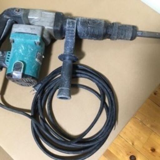 24時間後に出品削除します。リョウビの削岩機