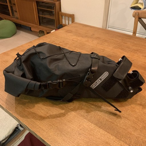 ORTLIEB オルトリーブ シートパック  L 限定カラー黒　バイクパッキング