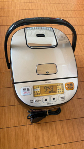 【売ります】  象印 ZOJIRUSHI 炊飯器 NL-BS05 3合炊き 2017年製 マイコン炊飯ジャー  色柄XB ブロンズブラック　 新生活 1〜2人暮らし向け 自炊  単身赴任