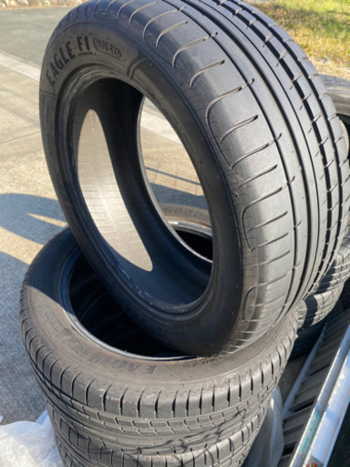 バリ山 GOOD YEAR イーグルF1 285/45R20 8-9分山 17年製 アウディQ7純正タイヤ 