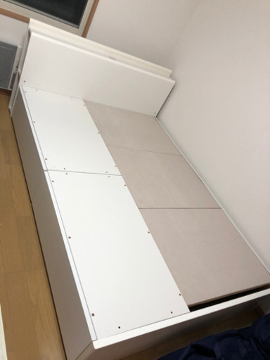 (購入者決まりました)ベッド今週末引き取りに来れる方(急募)