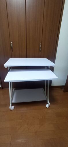 パソコンデスク　白色　美品
