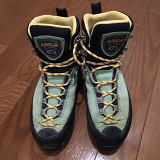 Asoloアゾロ·エルブルース*登山靴*美品*24センチ