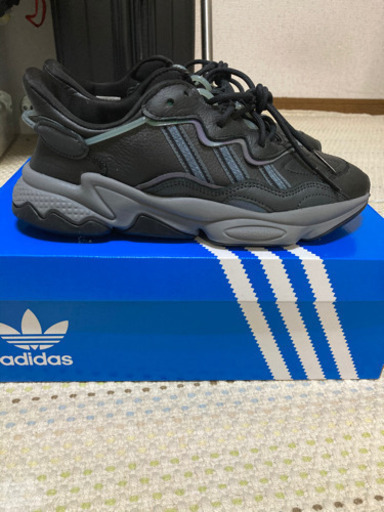 【取引終了】ほぼ新品スニーカー　adidas （※箱なし）