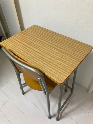 ダイイチ　学習机、椅子２号のセット
